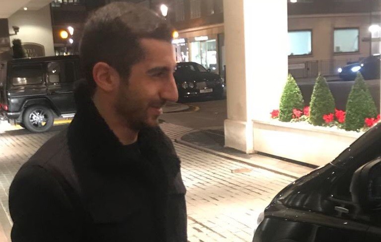 Bóng đá Quốc tế - Clip: Mkhitaryan xuất hiện ở London, chuẩn bị ký hợp đồng với Arsenal