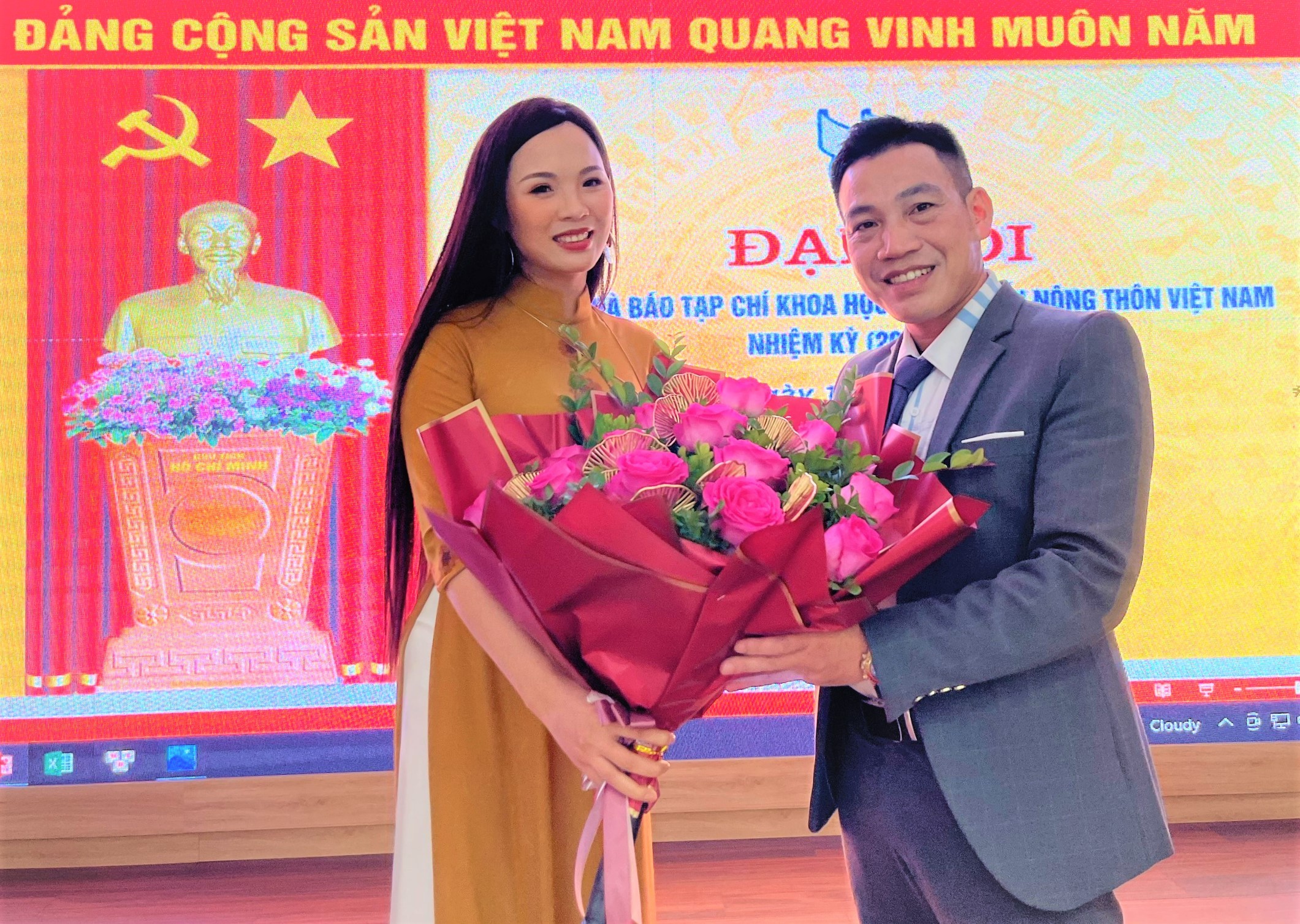 Kết nối - Đại hội Chi hội Nhà báo Tạp chí Khoa học Phát triển Nông thôn Việt Nam lần thứ IV, nhiệm kỳ (2021 - 2024) (Hình 4).