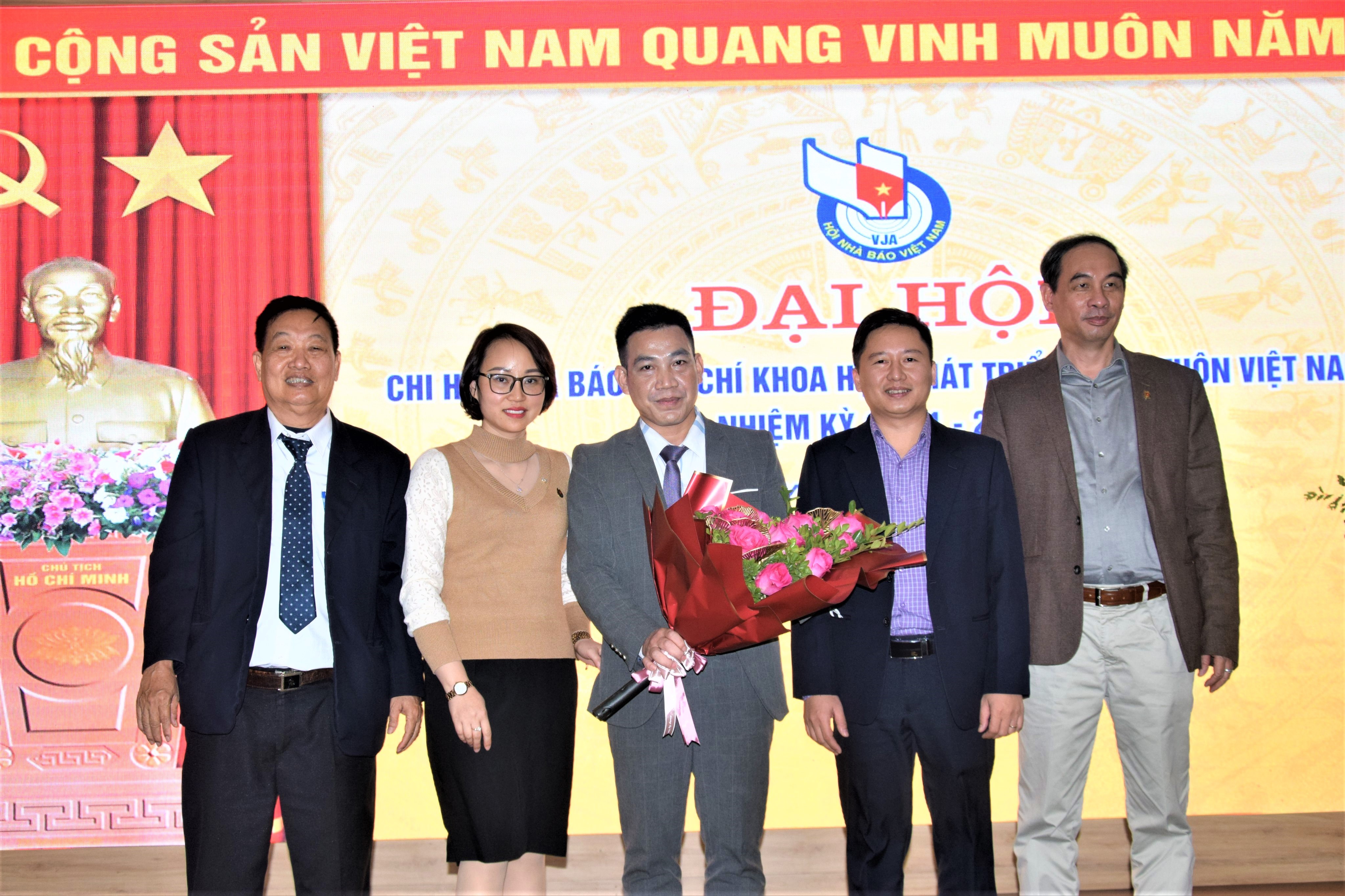 Kết nối - Đại hội Chi hội Nhà báo Tạp chí Khoa học Phát triển Nông thôn Việt Nam lần thứ IV, nhiệm kỳ (2021 - 2024) (Hình 3).