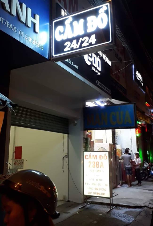 Chủ tiệm cầm đồ tiết lộ những khoản phụ phí đi kèm 'lãi suất thấp' (Hình 3).