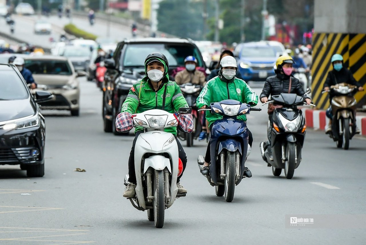 Chính sách - Bộ Tài chính lên tiếng trước việc hãng xe công nghệ phụ thu phí