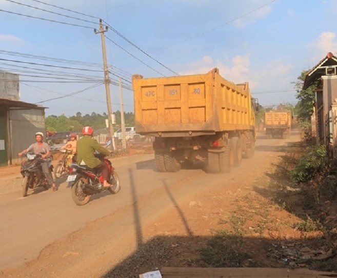 Dân sinh - Đắk Lắk: Quyết liệt xử lý hàng loạt xe vi phạm tải trọng 