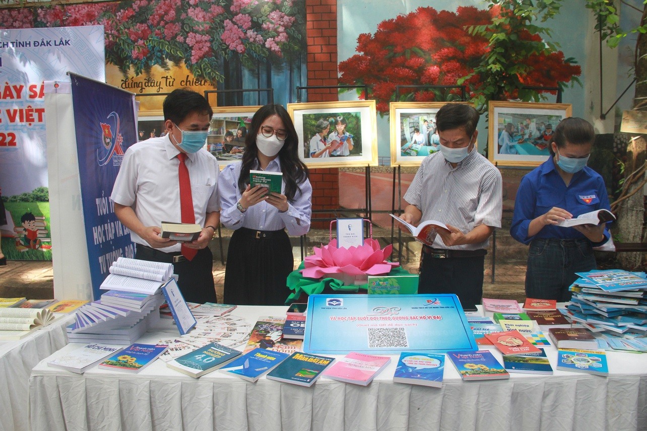 Văn hoá - Đắk Lắk: Nhiều ý nghĩa trong Ngày Sách và Văn hóa đọc Việt Nam  (Hình 2).