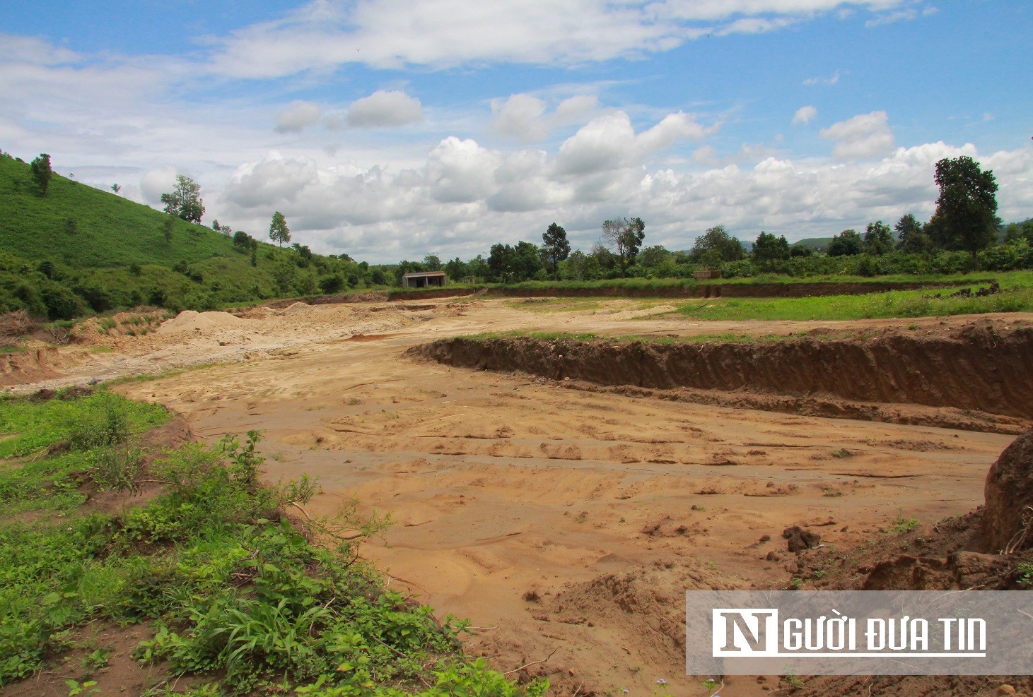 Dân sinh - Thông tin mới nhất vụ ngăn suối, đào ao “khủng” trên đất nông nghiệp (Hình 3).