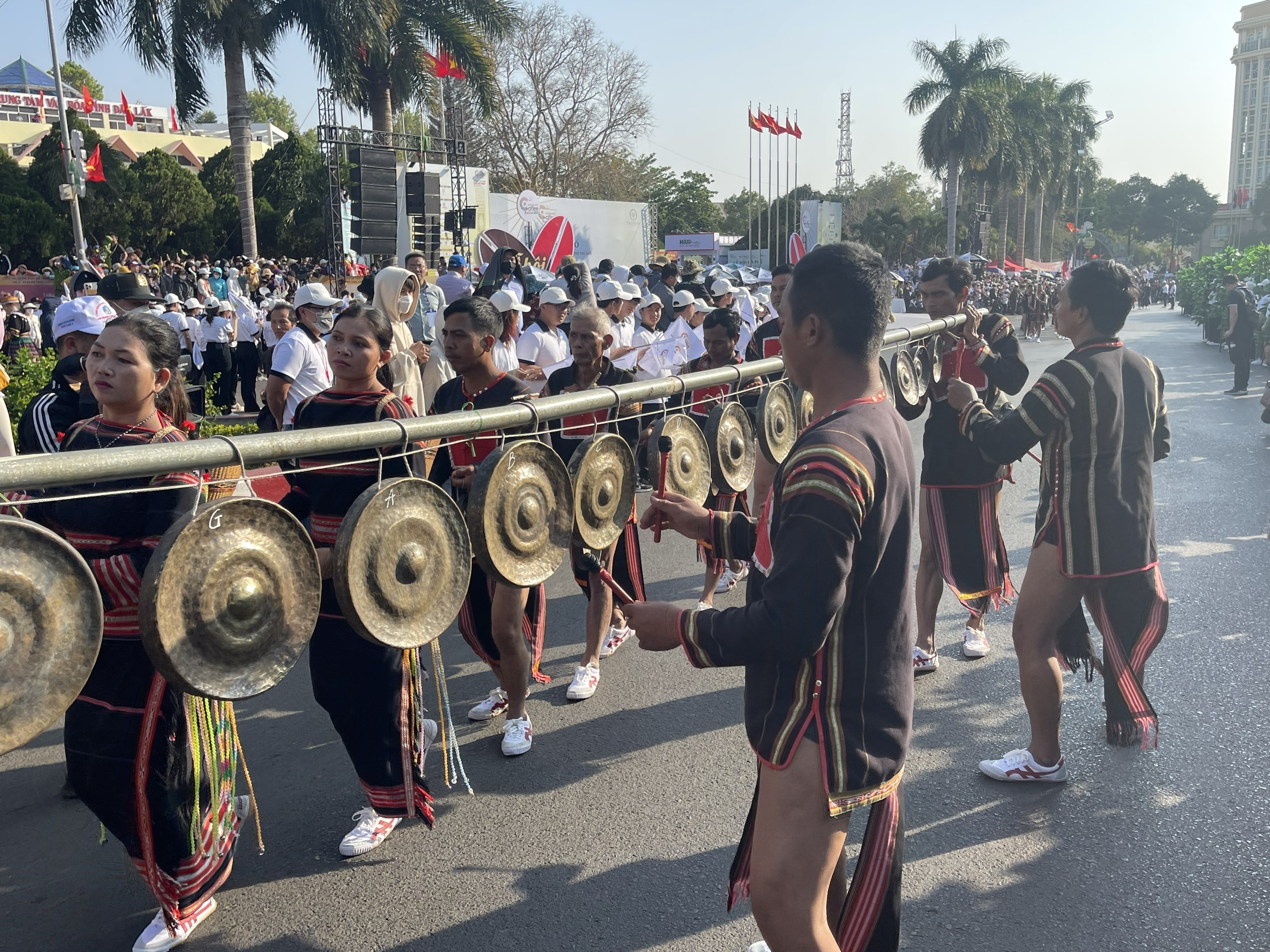 Sự kiện - Mãn nhãn với Lễ hội Đường phố tại tỉnh Đắk Lắk  (Hình 14).