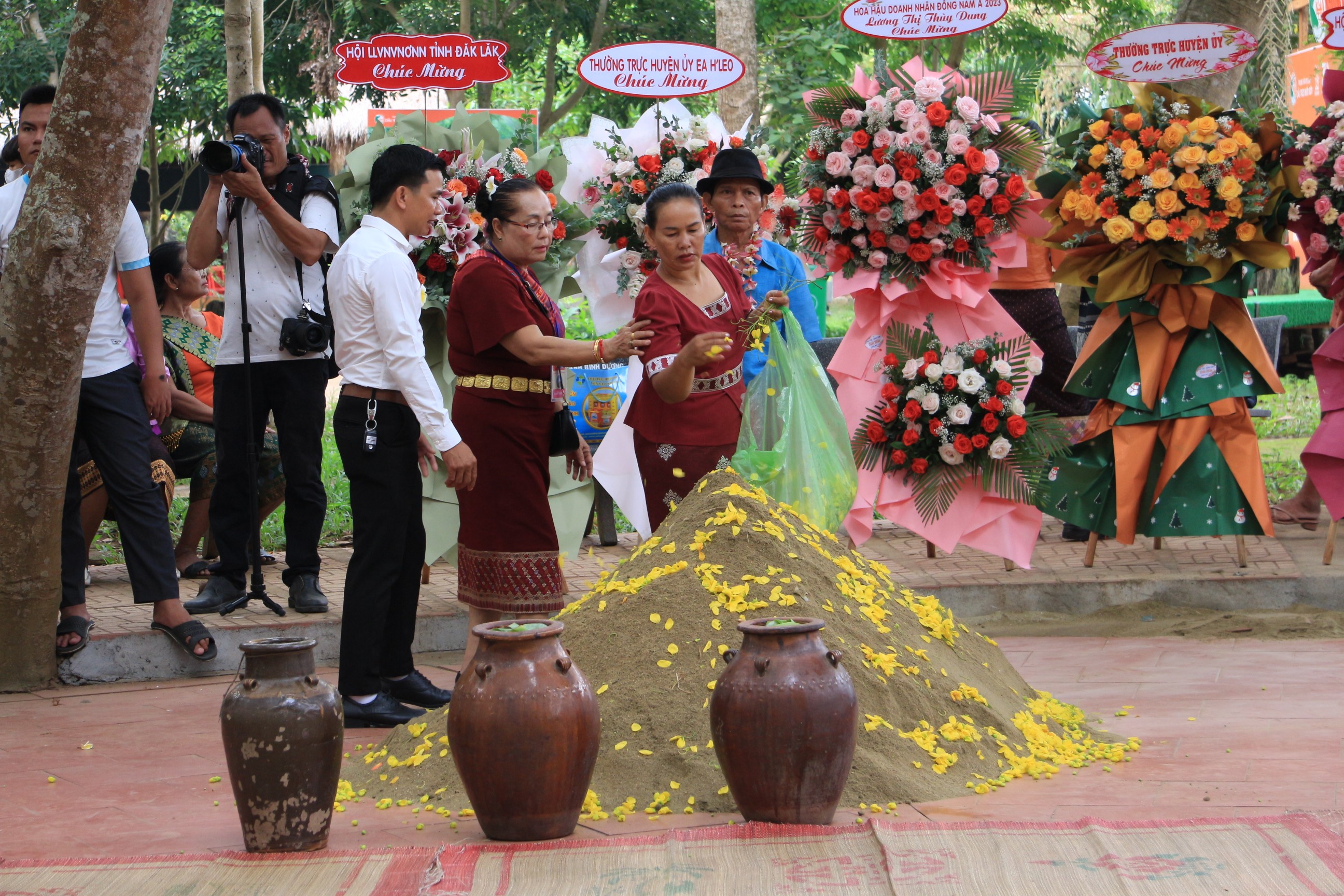 Văn hoá - Độc đáo Tết Bunpimay của người Lào trên đất Tây Nguyên (Hình 4).