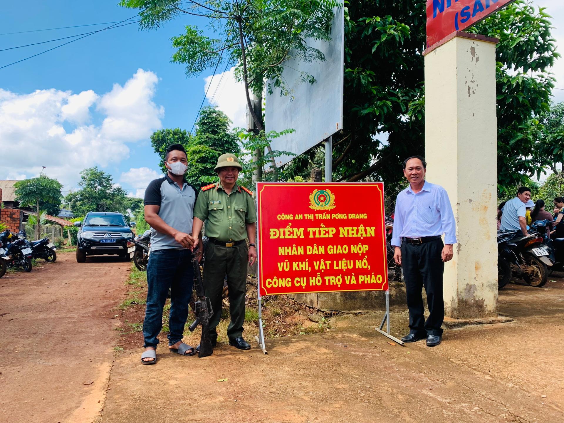 An ninh - Hình sự - Đắk Lắk: Nhiều hiệu quả từ mô hình “Điểm đổi gạo lấy vũ khí” (Hình 3).