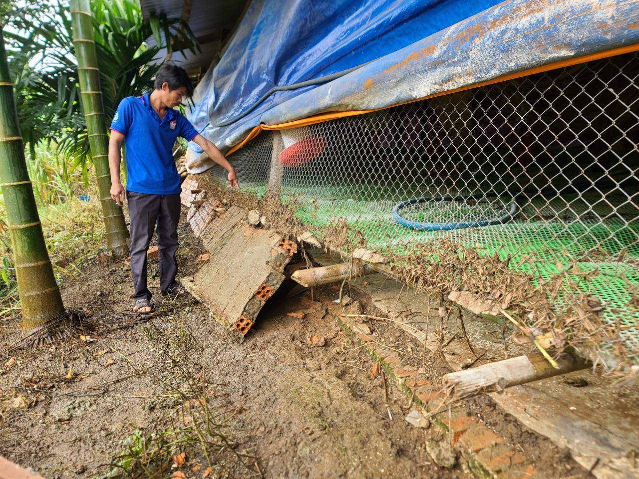 Dân sinh - Vụ vỡ hồ chứa nước ở Đắk Nông: Phát hiện chủ hồ san ủi đường mới (Hình 2).