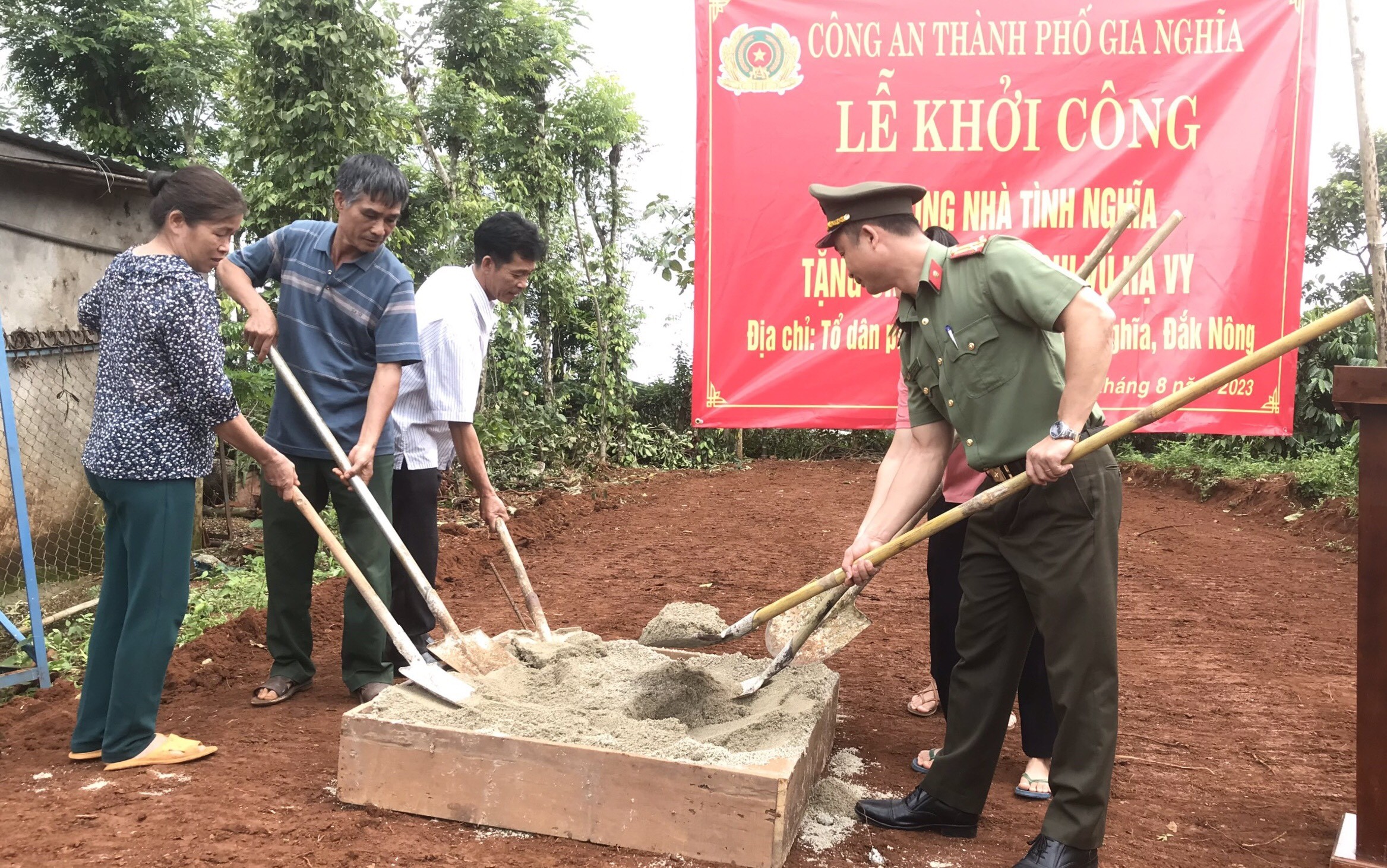 An ninh - Hình sự - Sôi nổi ngày hội toàn dân bảo vệ an ninh Tổ Quốc ở cơ sở (Hình 3).