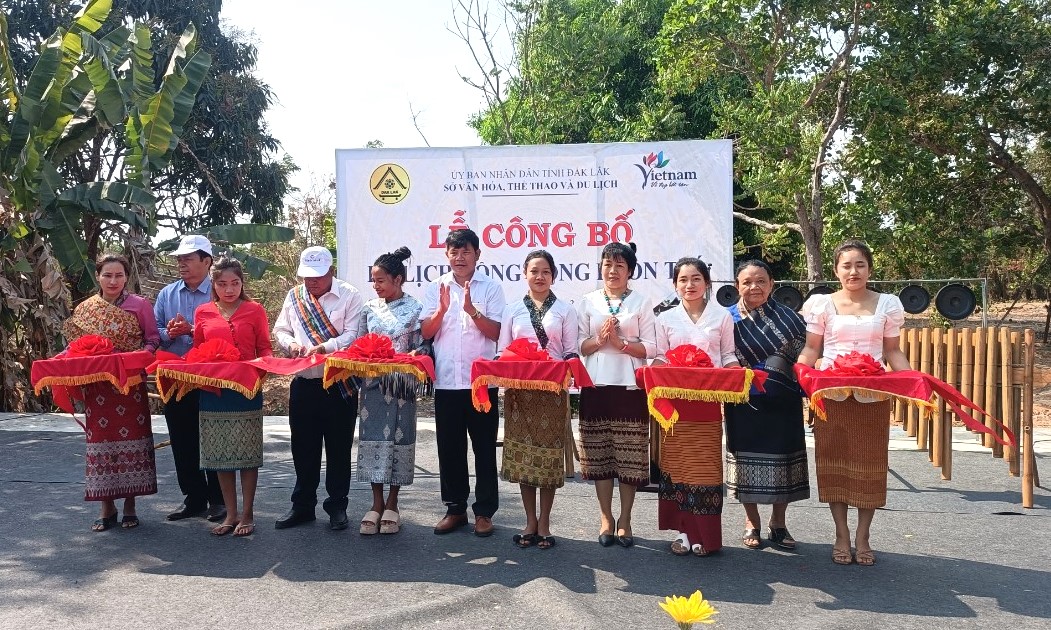 Văn hoá - Buôn nổi tiếng săn bắt, thuần dưỡng voi thành buôn du lịch cộng đồng