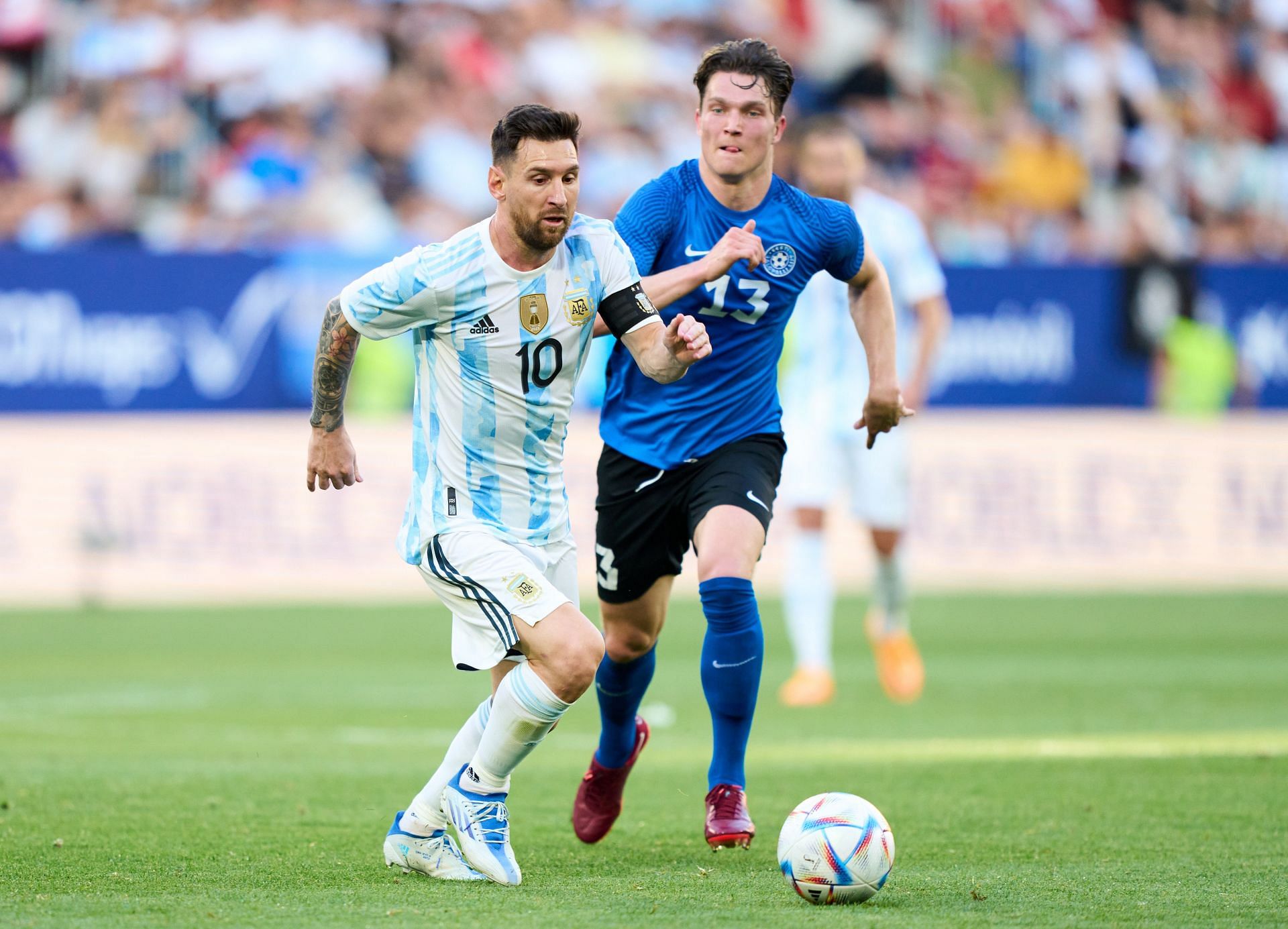 Giải khác - Top 5 cầu thủ Nam Mỹ hay nhất thế giới hiện nay: Messi chỉ là số 2 (Hình 5).