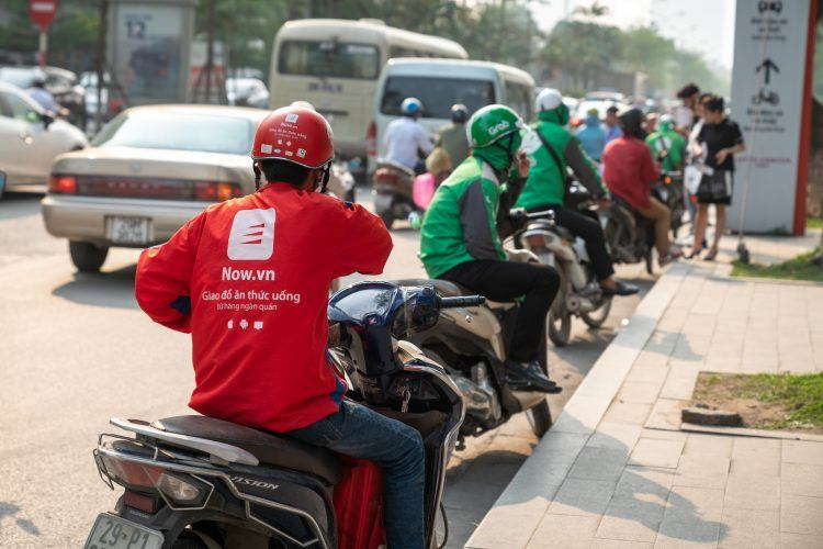 Tiêu dùng & Dư luận - Tài xế tố bị 'trù dập', chiết khấu vô lý: Những câu hỏi không được Now trả lời