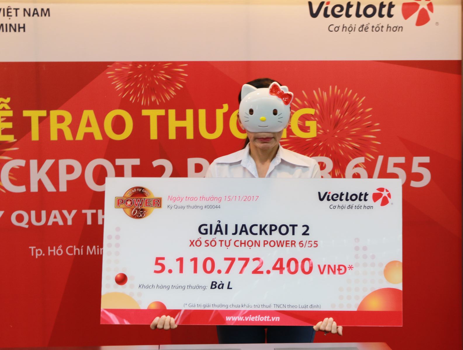 Tiêu dùng & Dư luận - Quay số sau 5 ngày, khách hàng bất ngờ biết trúng Jackpot hơn 5 tỷ