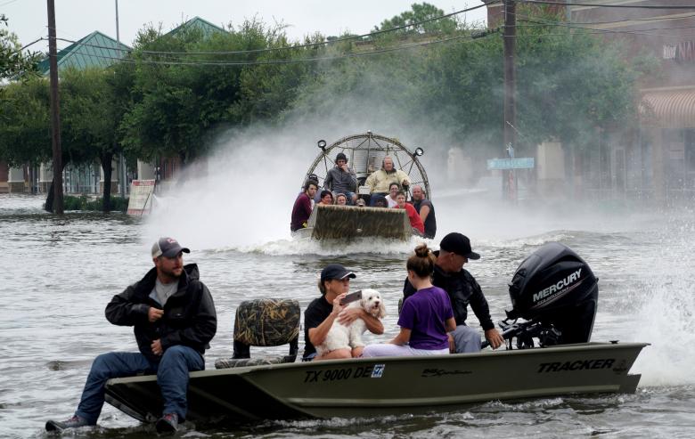 Tiêu điểm - Hình ảnh siêu bão Harvey càn quét Mỹ và cơn ác mộng ở Houston (Hình 5).