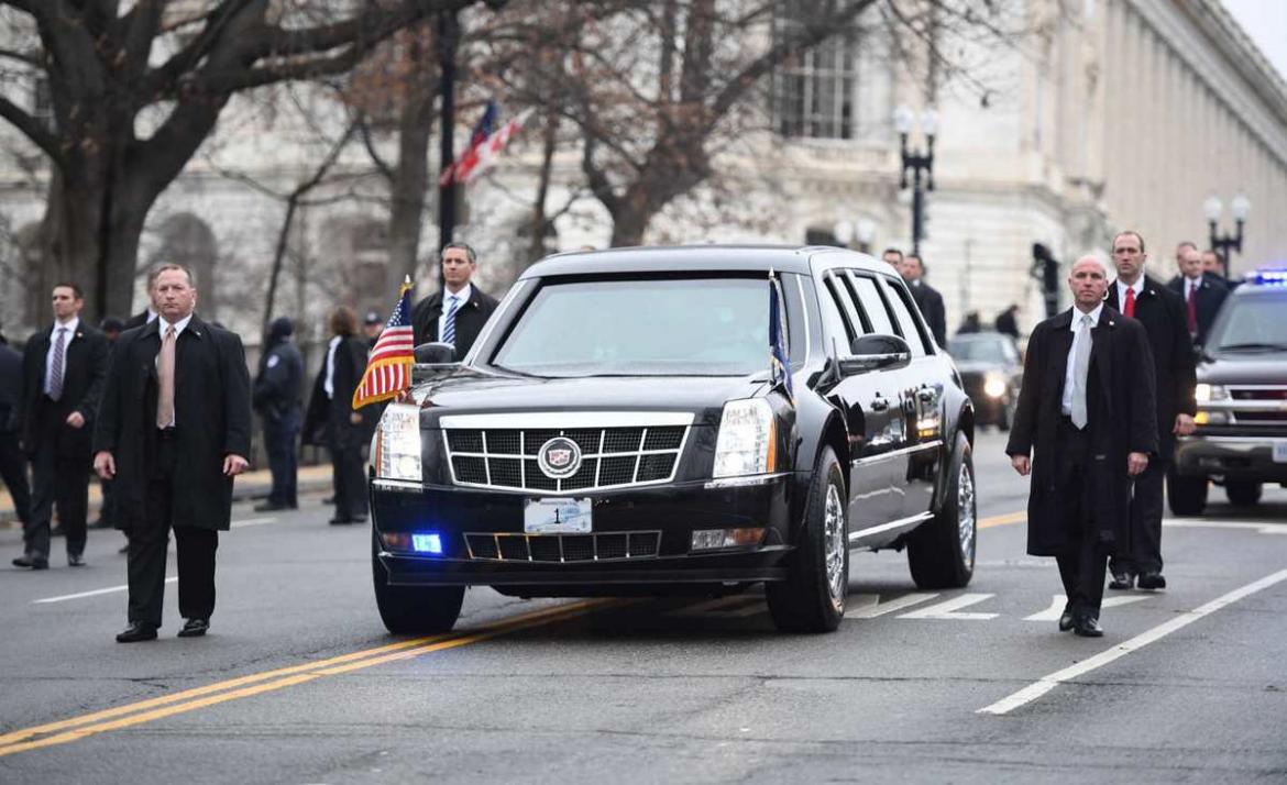 Hồ sơ - Bên trong siêu xe 'Quái thú' bảo vệ Tổng thống Trump ở Đà Nẵng