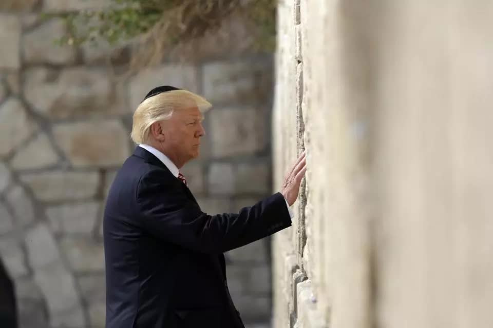 Tiêu điểm -   Tổng thống Trump sẽ làm đảo lộn Trung Đông, nếu công nhận Jerusalem là Thủ đô Israel?