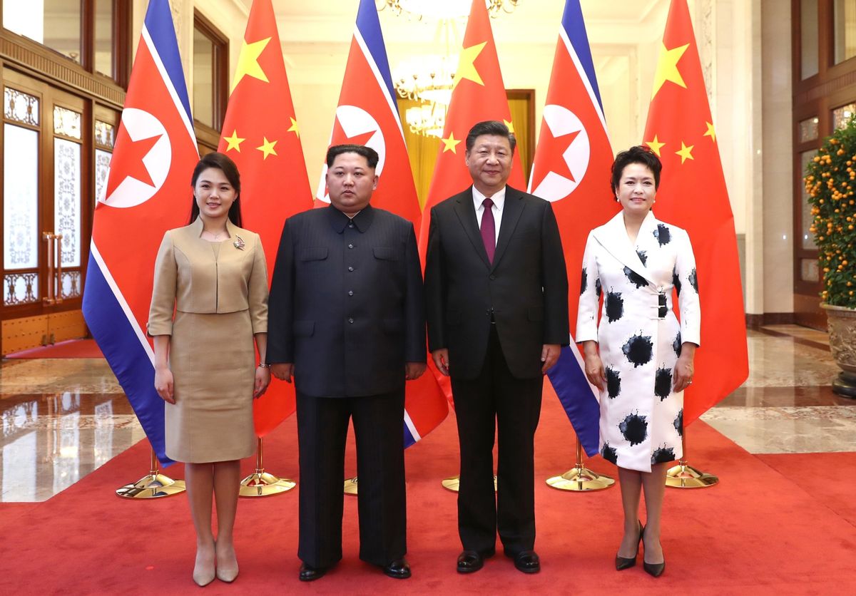 Vẻ đẹp của phu nhân ông Kim Jong-un nhận 'cơn mưa' lời khen ở Trung Quốc