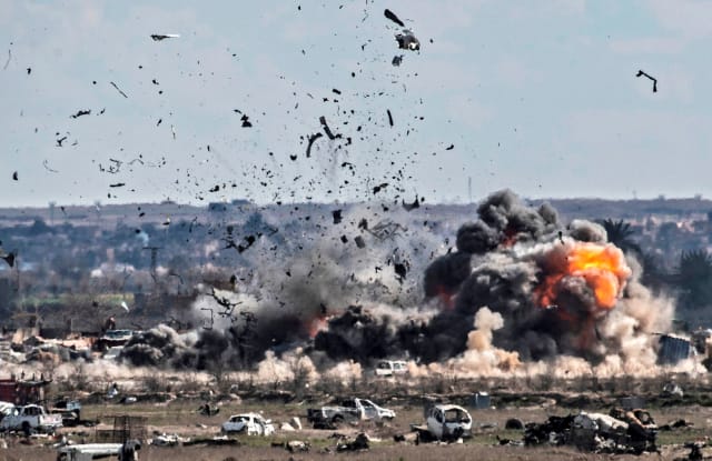 Tiêu điểm - Thắng cuộc chiến Syria nhưng Tổng thống Assad có chống đỡ được đòn tấn công của Israel? (Hình 2).