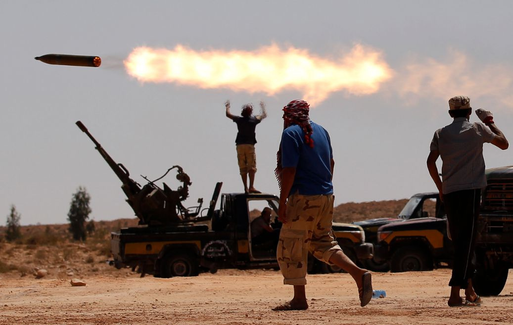 Hồ sơ - Căng thẳng Libya bùng nổ, manh mối về 'kho tiền' của cố lãnh đạo Gaddafi bất ngờ hé lộ (Hình 2).