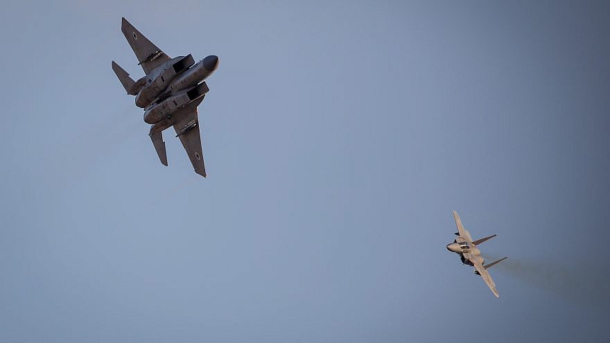 Quân sự - 'Chán ngấy' việc phải cắn răng chịu đựng: Có phải Syria, Iran đã bí mật pháo kích Israel 'trả đũa'? (Hình 2).