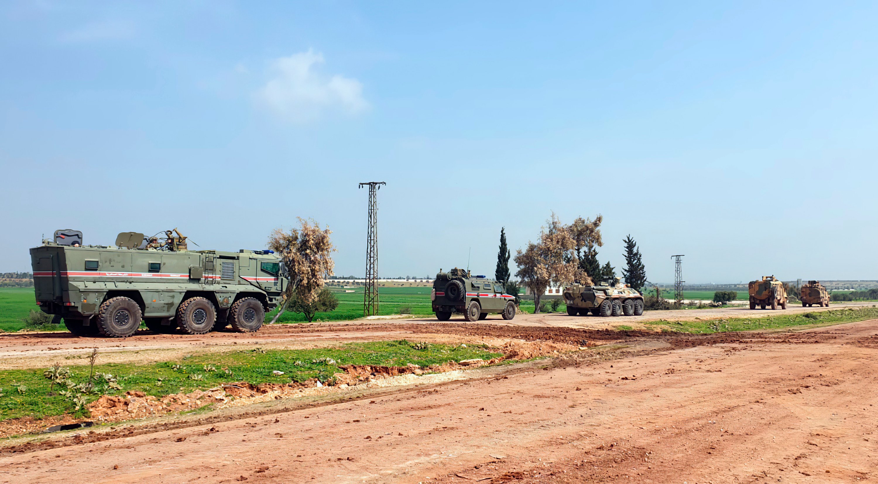 Tiêu điểm - Cao tốc M4 'bùng cháy' ở Idlib: 'Trên đe dưới búa' không lối thoát, Thổ Nhĩ Kỳ cuối cùng đã phải 'nã đạn' để cứu vãn thỏa thuận với Nga? (Hình 2).