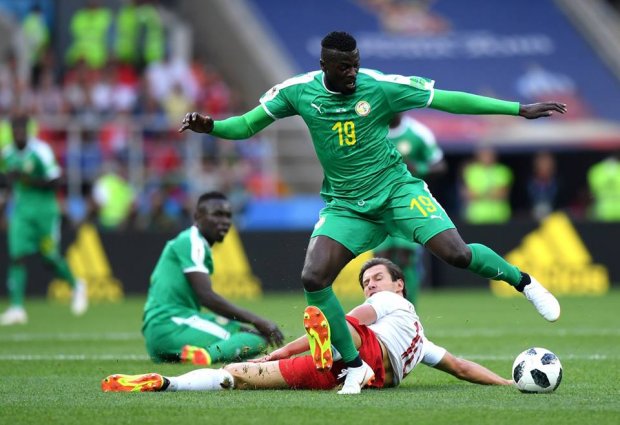 World Cup 2018: “Đại bàng trắng” gỡ thể diện cho bóng đá Châu Phi (Hình 2).