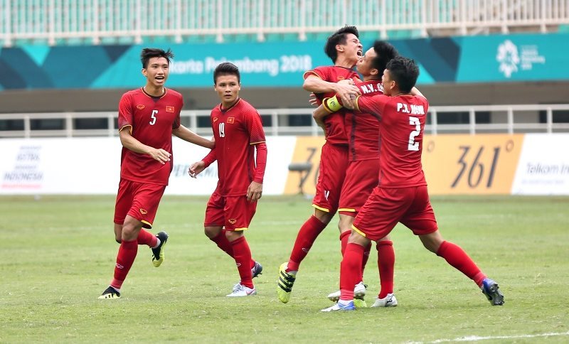 Thể thao - Trực tiếp bóng đá AFF Cup 2018 Việt Nam - Lào: Công Phượng, Anh Đức, Quang Hải lập công (Hình 16).