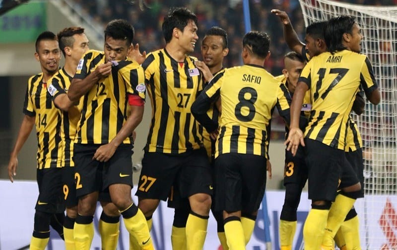 Thể thao - Lội ngược dòng trước Lào, Malaysia vươn lên dẫn đầu bảng A AFF Cup 2018 (Hình 2).