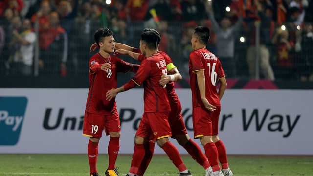 Thể thao - Những kỷ lục mới m&agrave; ĐTQG Việt Nam đạt được tại AFF Suzuki Cup 2018: Đ&aacute;nh bại mọi 'lời nguyền' (H&igrave;nh 2).