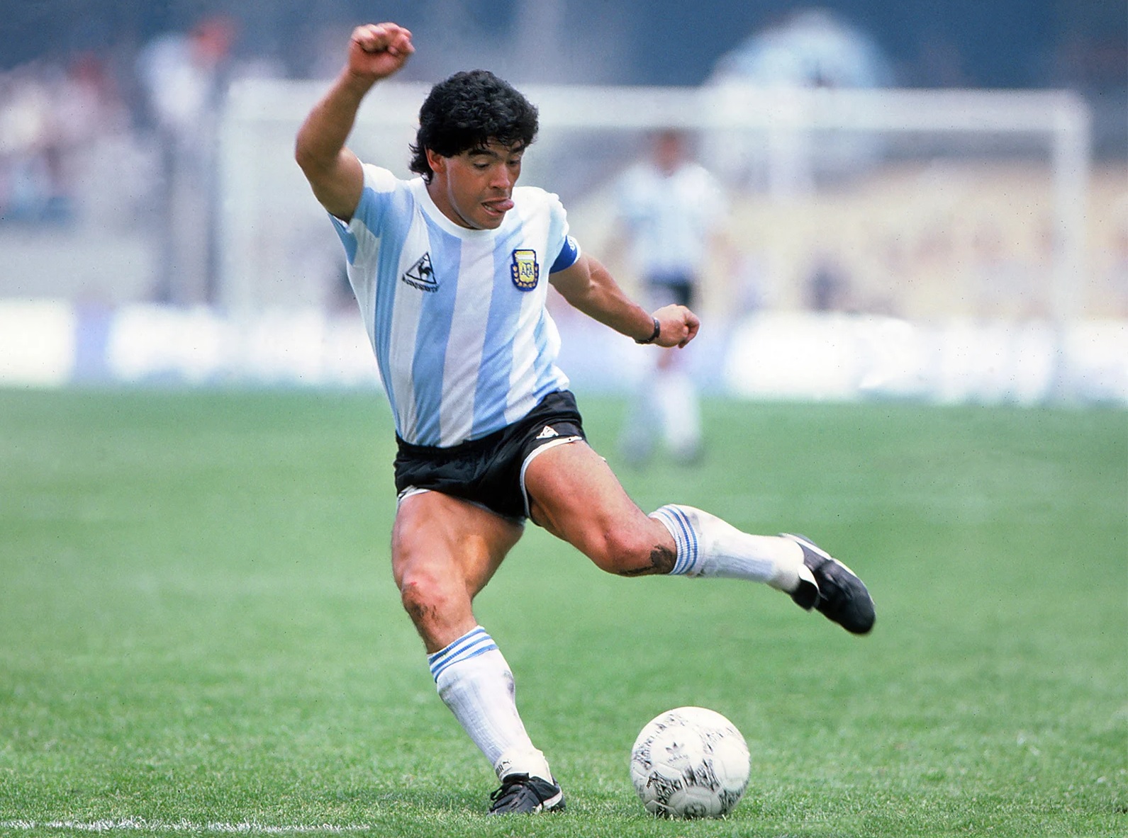 Thể thao - Diego Maradona, chuyện ít biết về huyền thoại bất tử của bóng đá Thế giới (Hình 3).