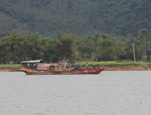 Điểm nóng - Quảng Bình: Dân bức xúc vì “cát tặc” lộng hành (Hình 4).