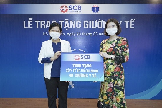 Tài chính - Ngân hàng - Cán bộ nhân viên SCB tặng 100 giường y tế và 1,3 tỷ đồng chung tay chống dịch bệnh Covid-19 (Hình 3).