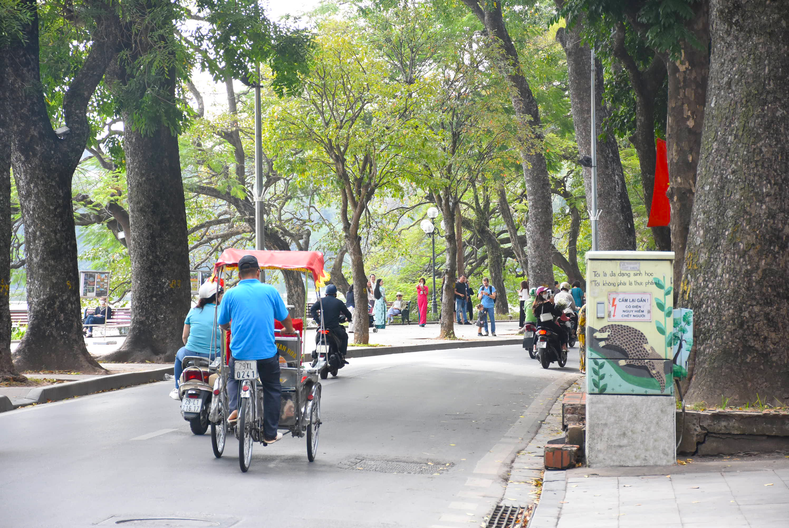 Kinh tế - EVNHANOI: Hiệu quả từ việc “ngầm hoá” lưới điện kết hợp cáp viễn thông (Hình 3).