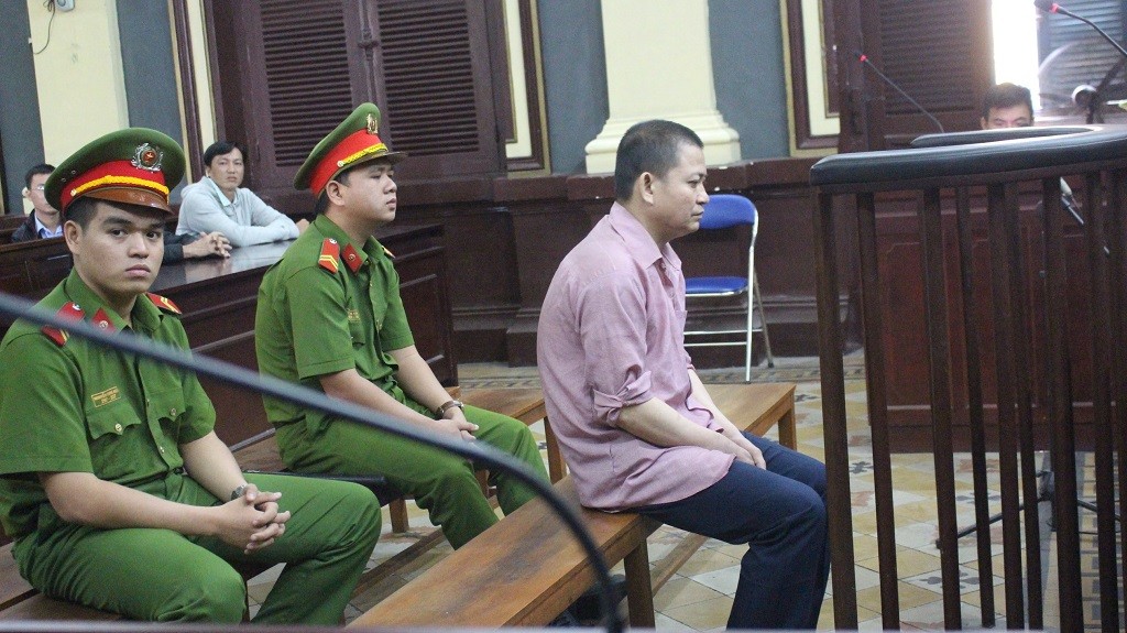 Hồ sơ điều tra - Trả hồ sơ vụ chồng giết vợ, dìm vào thùng nước