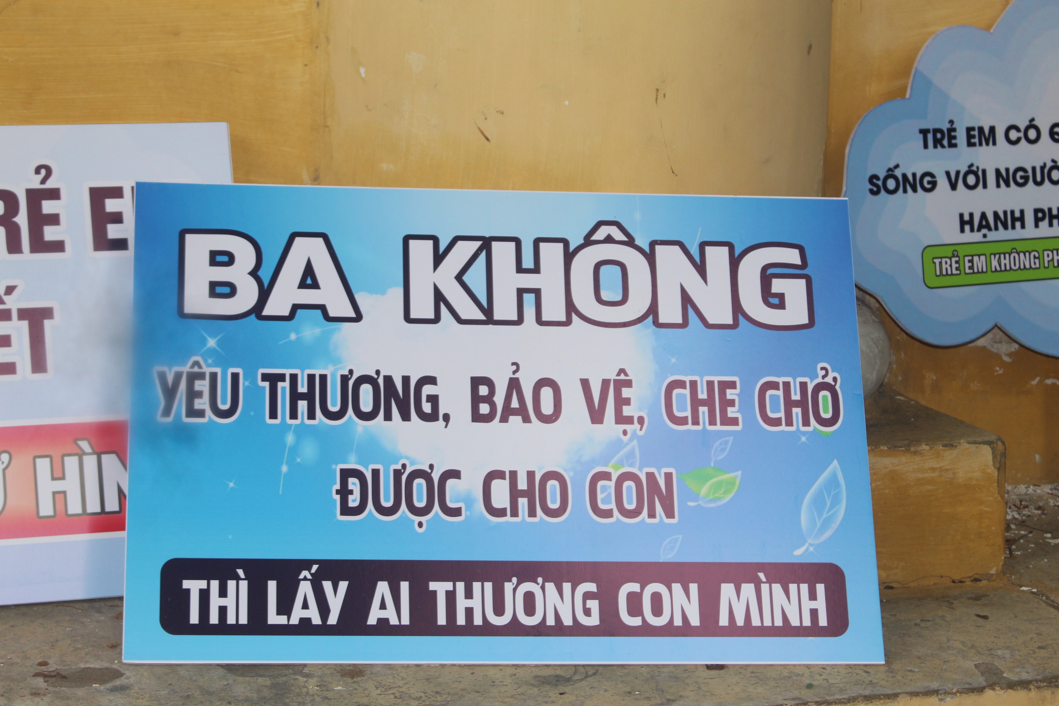 Hồ sơ điều tra - Náo loạn trước phiên tòa xử “dì ghẻ” bạo hành cháu bé 8 tuổi tử vong