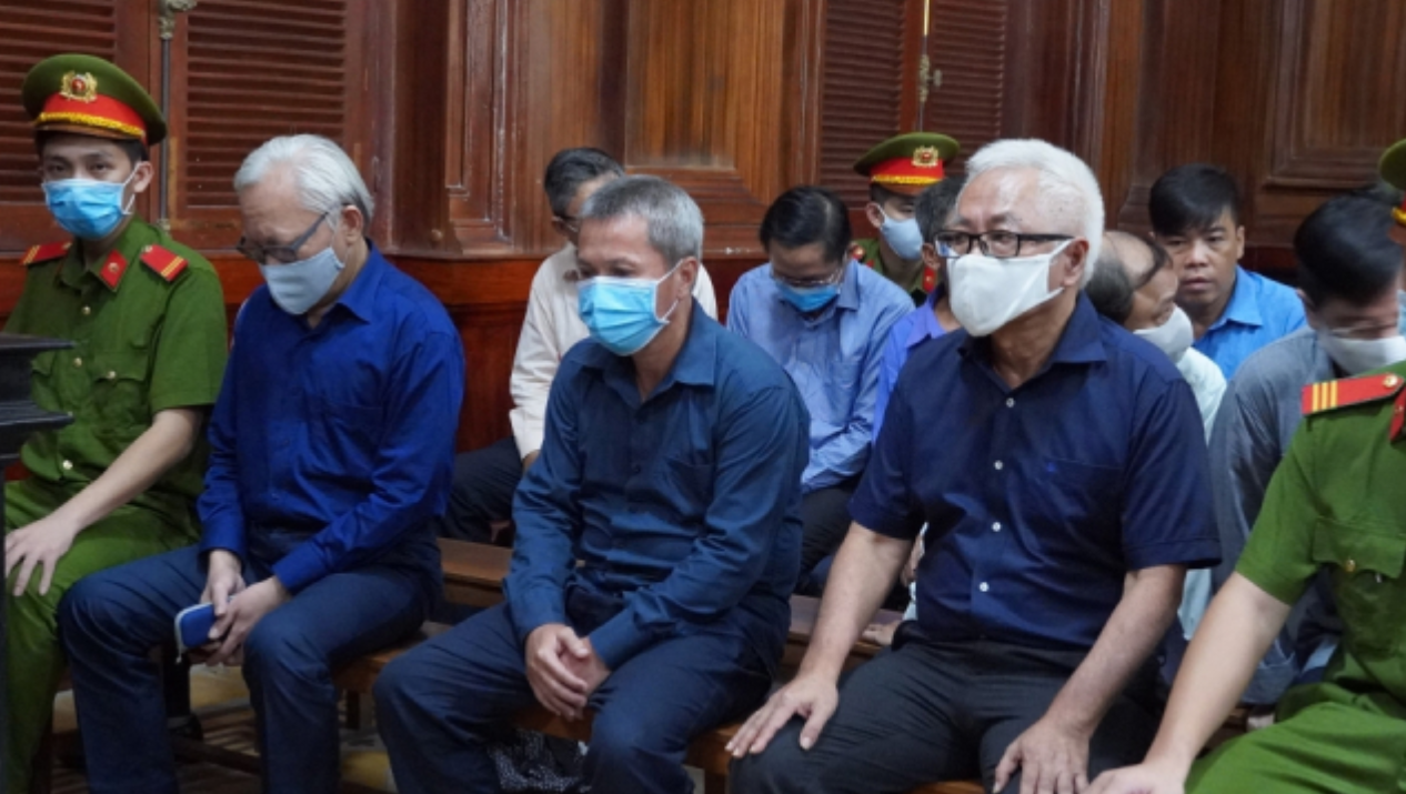 Hồ sơ điều tra - Cựu Tổng giám đốc DAB  Trần Phương Bình bị đề nghị thêm 20 năm tù giam