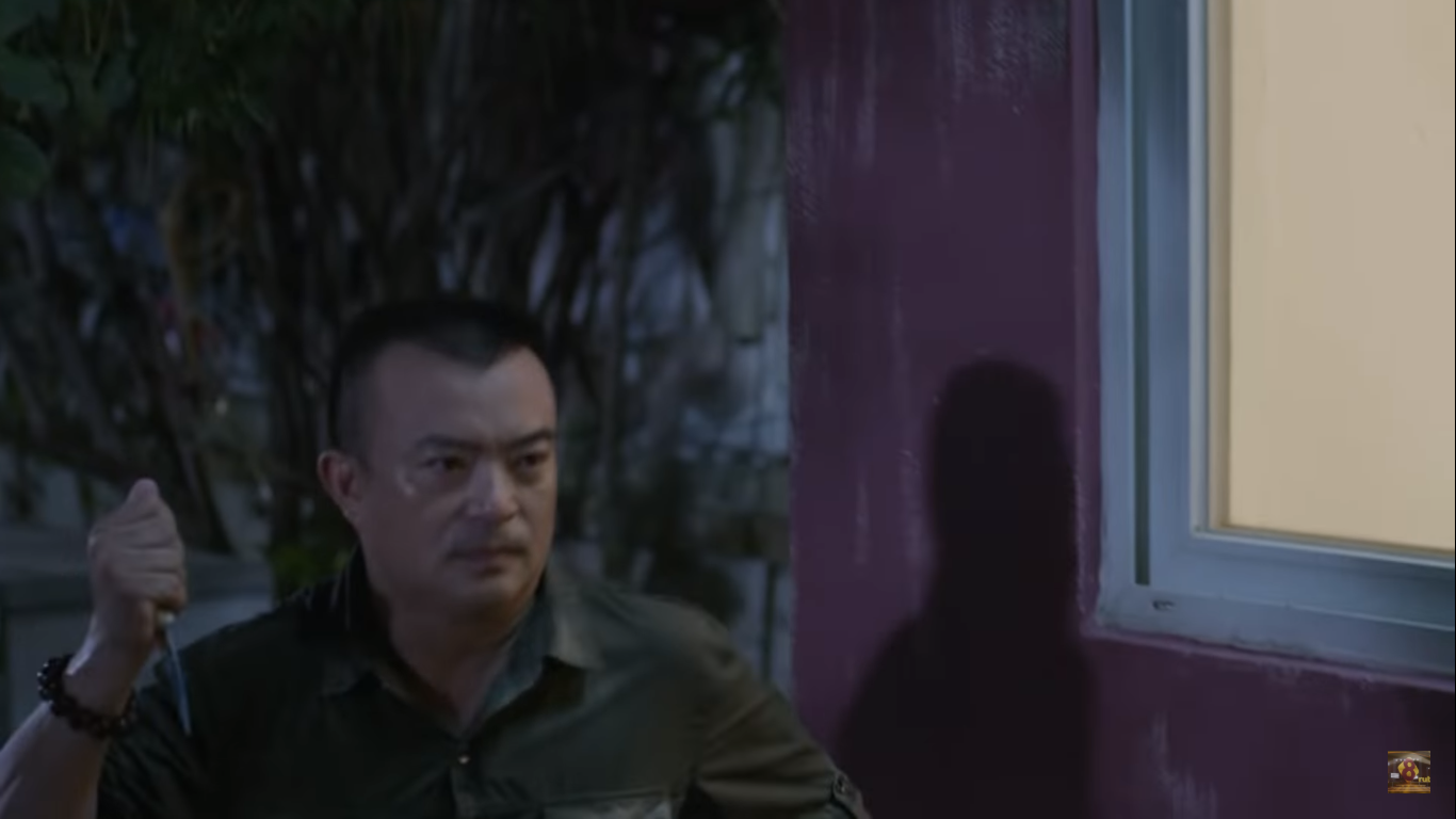 TV Show - Những cô gái trong thành phố tập 6: Đức bị tay sai của quản đốc hãm hại (Hình 8).