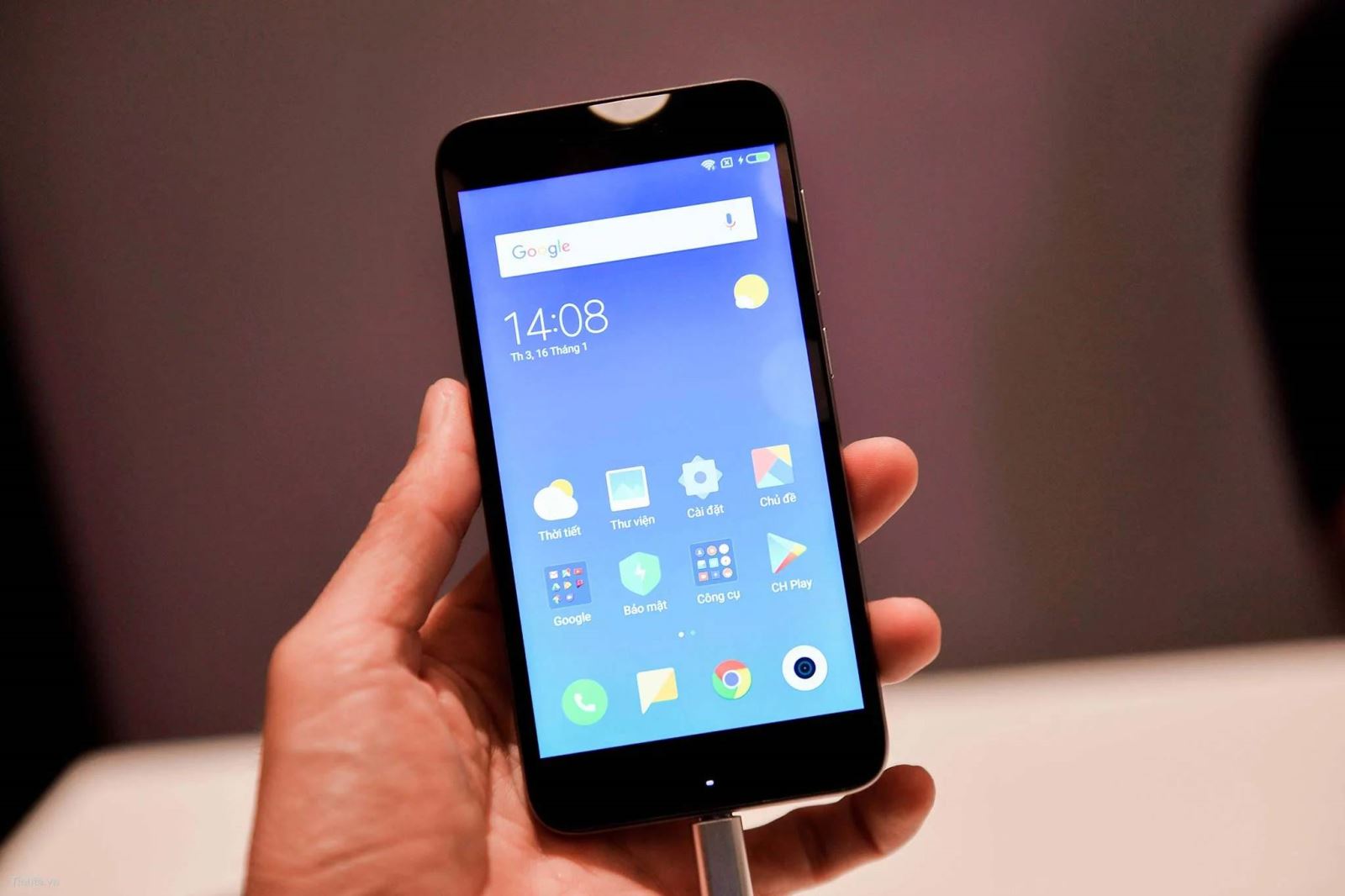 Sản phẩm - 5 smartphone dưới 2 triệu đồng cho học sinh, sinh viên (Hình 2).