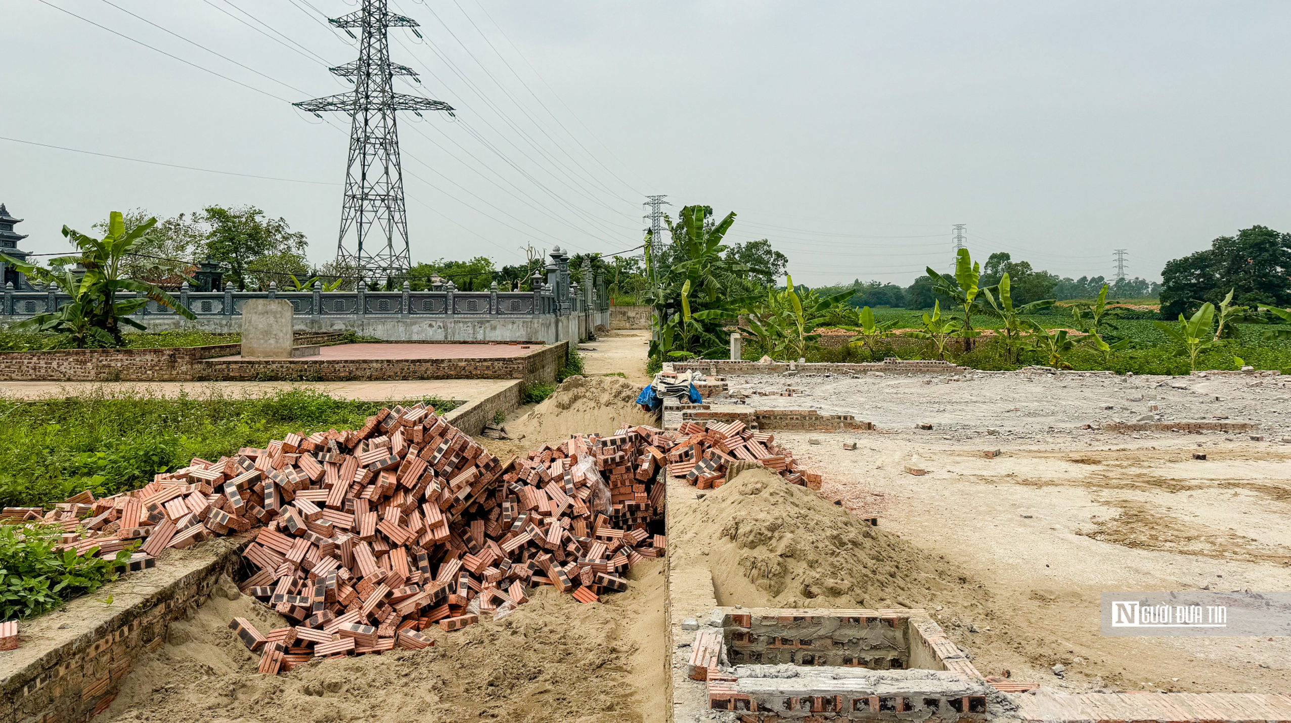 Pháp luật - Hà Nội: UBND xã Kim Chung nhận trách nhiệm vụ đất công bị lấn chiếm (Hình 5).