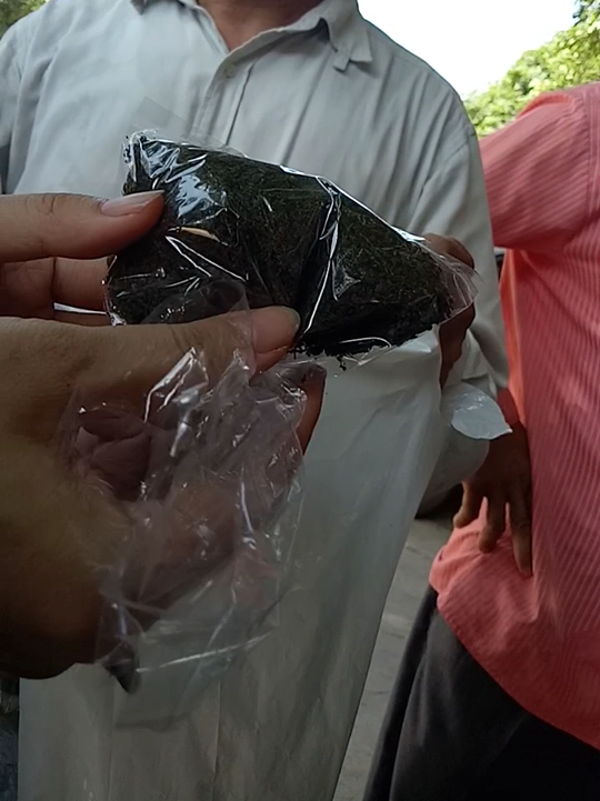 Pháp luật - Sự thật về 'thần y' tại Bắc Giang: Chữa bệnh trong 2 phút (kỳ 2) (Hình 2).