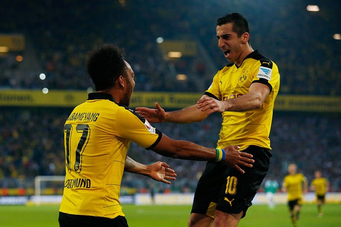 Aubameyang và Mkhitaryan là bạn rất thân ngoài đời và sự thân thiết này của họ đã giúp Dortmund có được thành tích vô cùng ấn tượng ở mùa giải 2015-2016 tuy chỉ về nhì. Năm đó, đội bóng áo vàng đen đã có 78 điểm, số điểm cao nhất trong lịch sử Bundesliga của một đội á quân. Aubameyang ghi được 25 bàn thắng, trong khi đó Mkhitaryan cũng có được 11 bàn cùng với 15 đường kiến tạo. Hiện tại, họ cũng đã có thể chơi bóng chung với nhau khi cả 2 đều cập bến Arsenal.