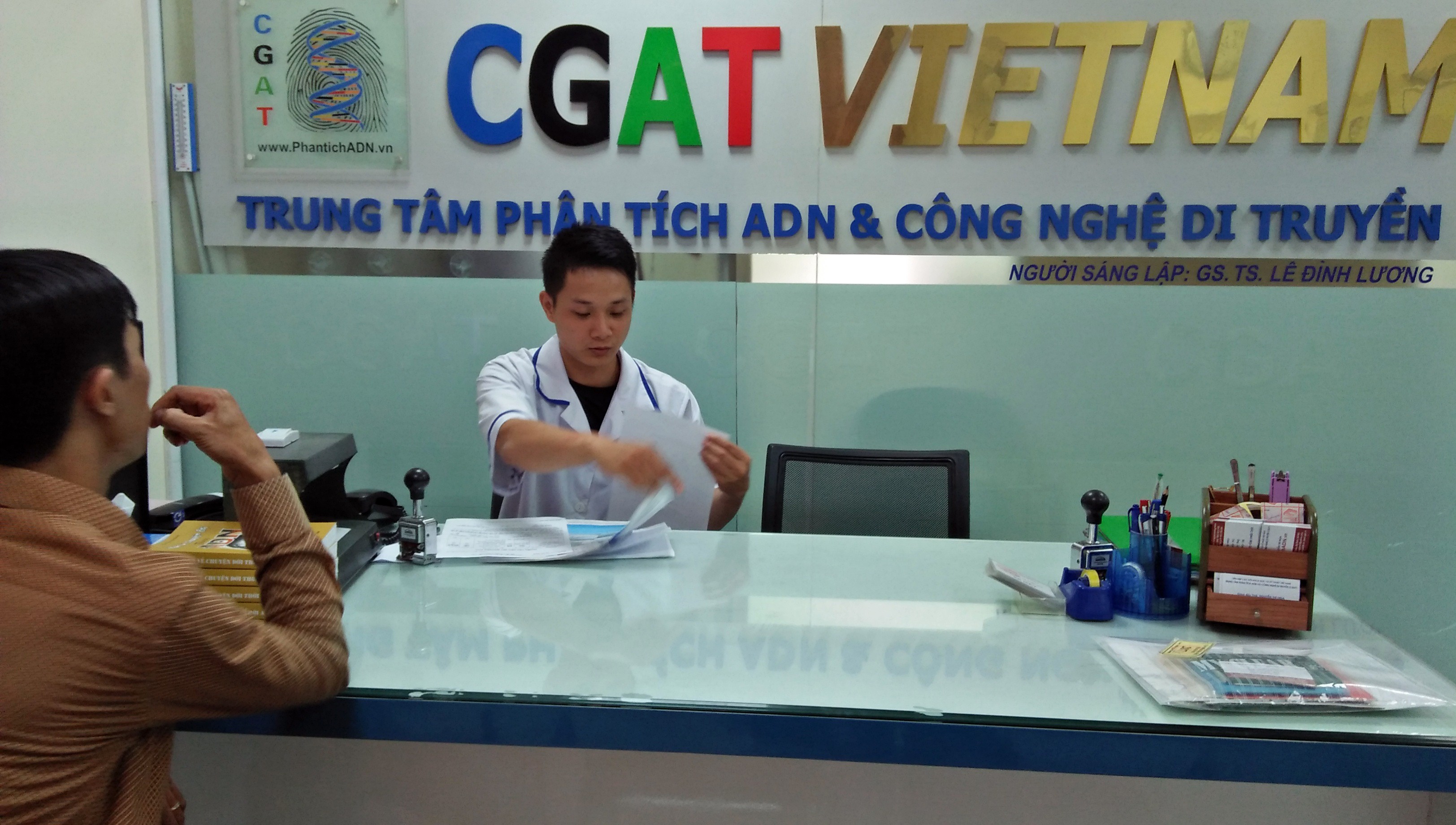 Gia đình - Khóc-cười ADN: Doanh nhân thành đạt “tím mặt” vì bị bồ “cắm sừng”