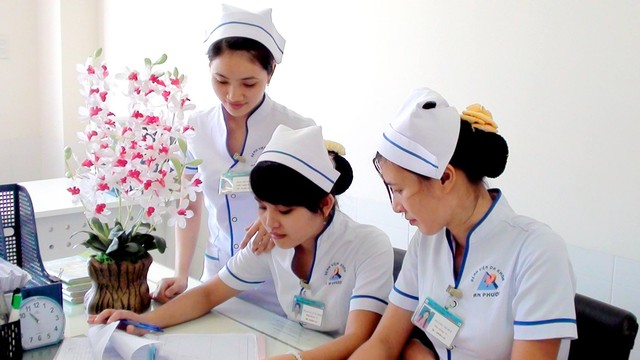 Giáo dục - Tuyển sinh 2019 khối ngành sức khỏe yêu cầu học lực giỏi:  Đầu vào trình độ kém, ra trường rất nguy hại