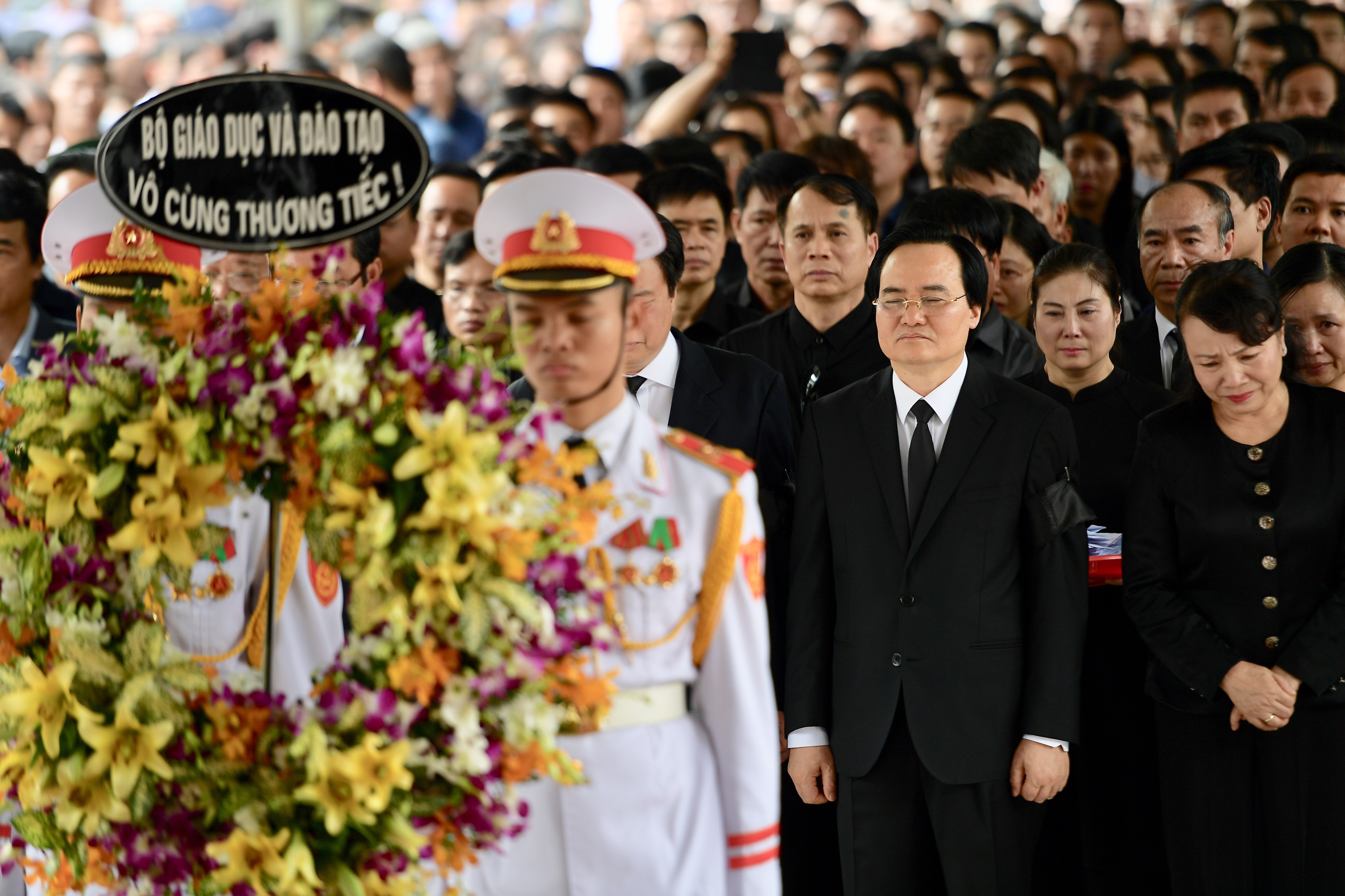 Tin nhanh - Bật khóc trước lời anh trai Thứ trưởng: “Hải An ơi, em hãy yên lòng nhé!” (Hình 6).