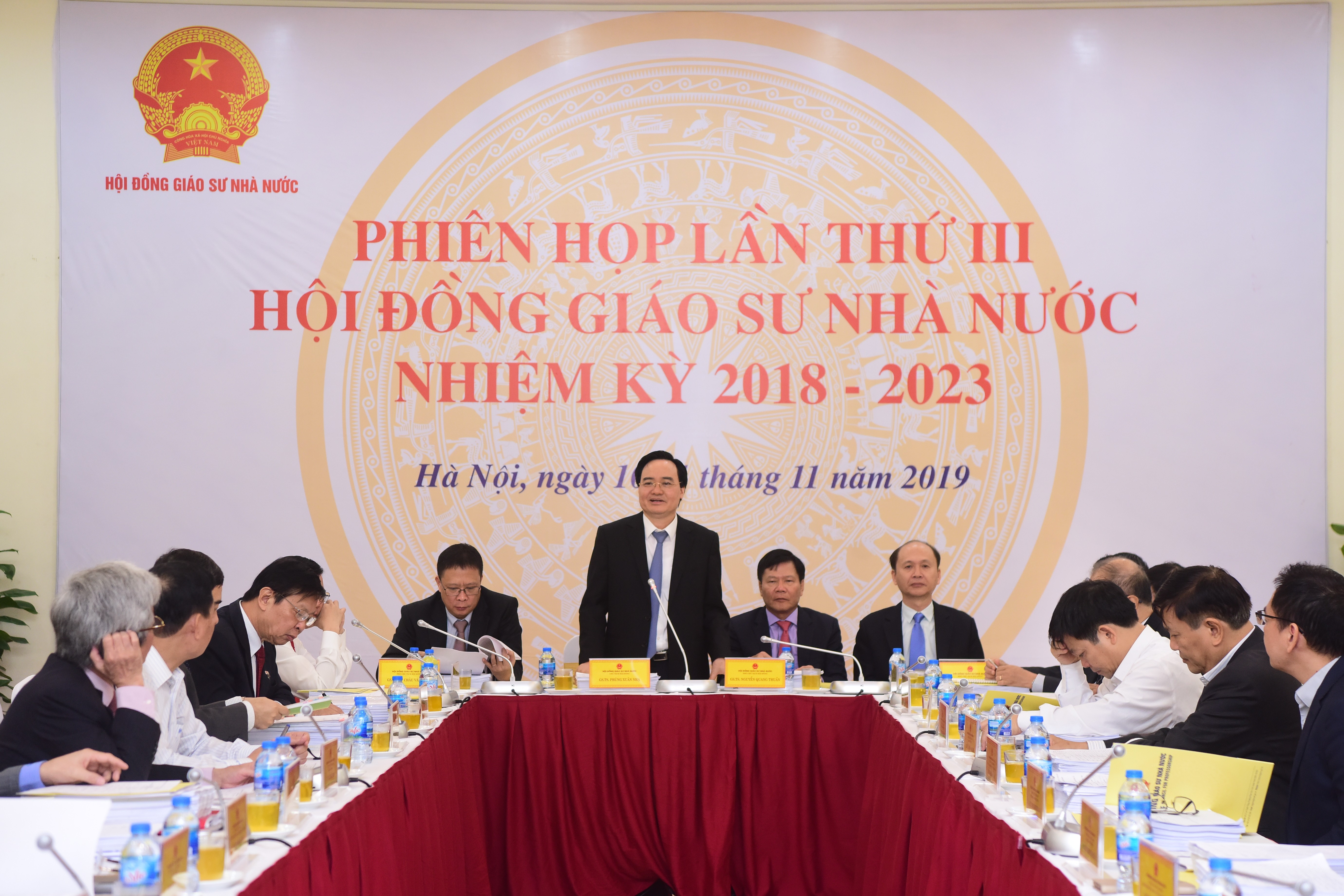 Giáo dục - 75 ứng viên Giáo sư, 349 ứng viên Phó Giáo sư đạt đủ số phiếu tín nhiệm