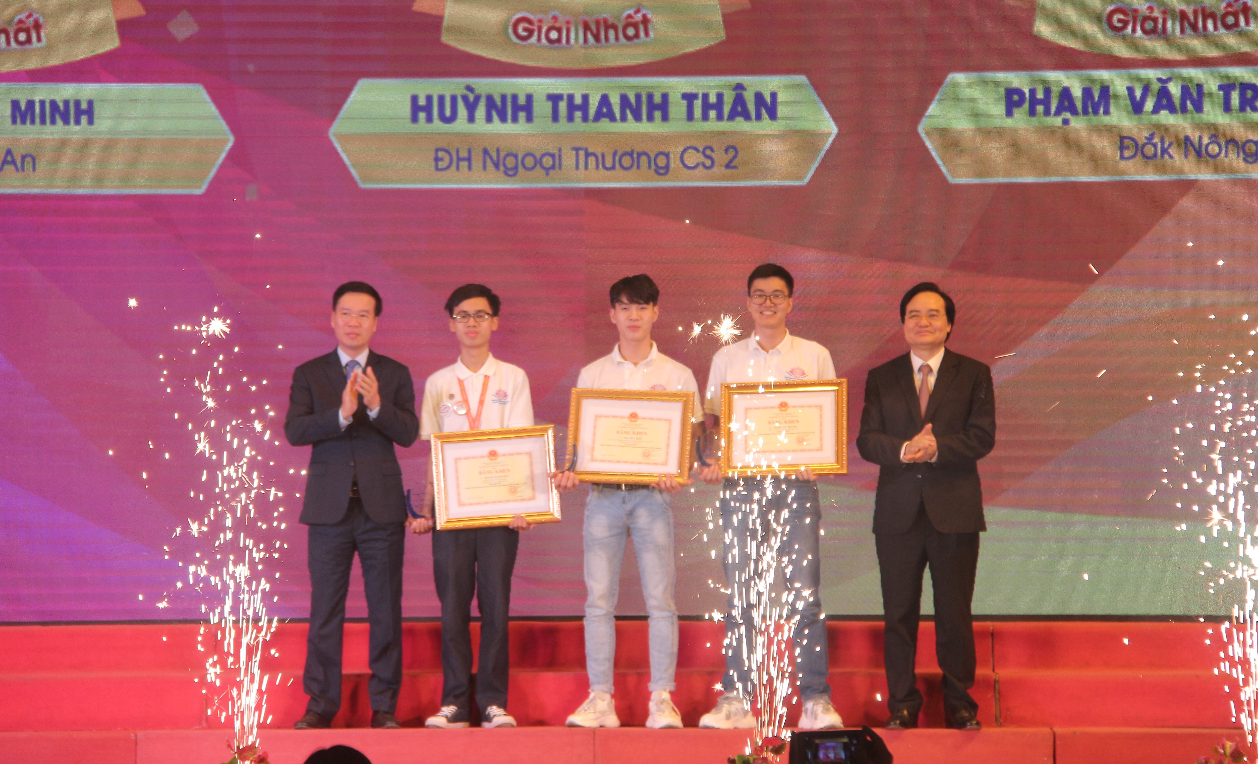 Giáo dục - Tuổi trẻ học tập tấm gương đạo đức Hồ Chí Minh “bùng nổ” với 500.000 lượt thí sinh (Hình 2).