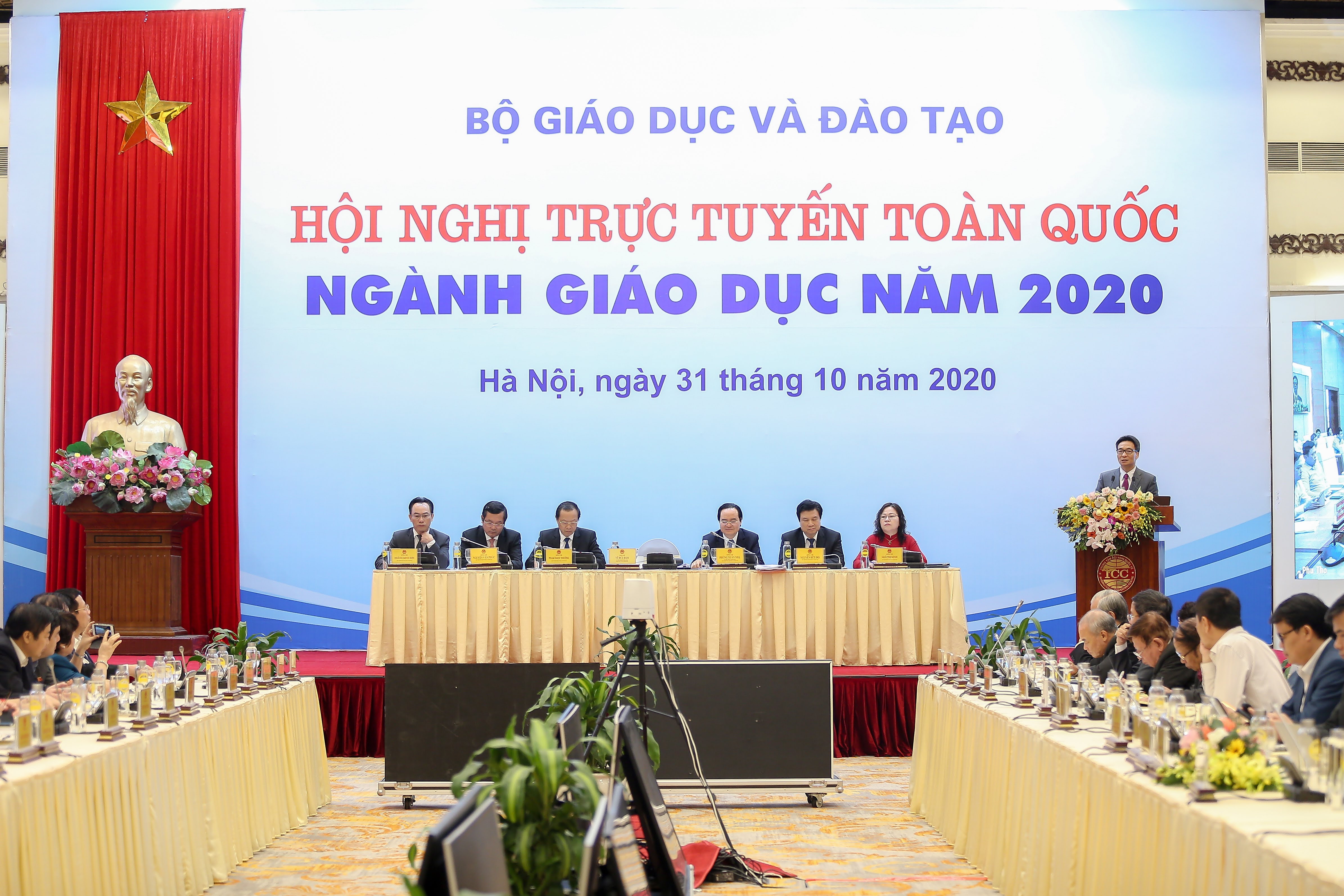 Giáo dục - Giáo dục luôn luôn có nhiều bất cập, chưa thể đưa thi cử về địa phương (Hình 2).