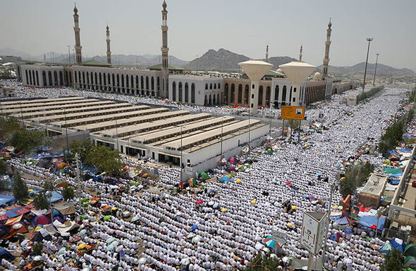 Tiêu điểm - Hành hương về thánh địa Mecca, cuộc hành trình đặc biệt của người Hồi giáo  (Hình 2).