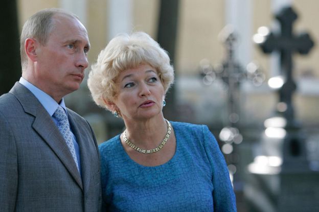 Hé lộ về ngày rơi lệ hiếm hoi của Tổng thống Putin (Hình 2).