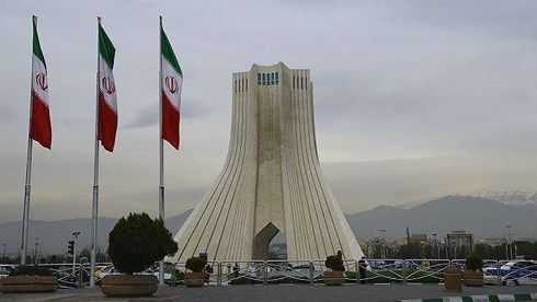 Bộ Ngoại giao Iran nhấn mạnh hiện diện tại Syria theo yêu cầu của chính phủ nước này và sẽ ở đó nếu vẫn còn mối đe dọa của chủ nghĩa khủng bố.

